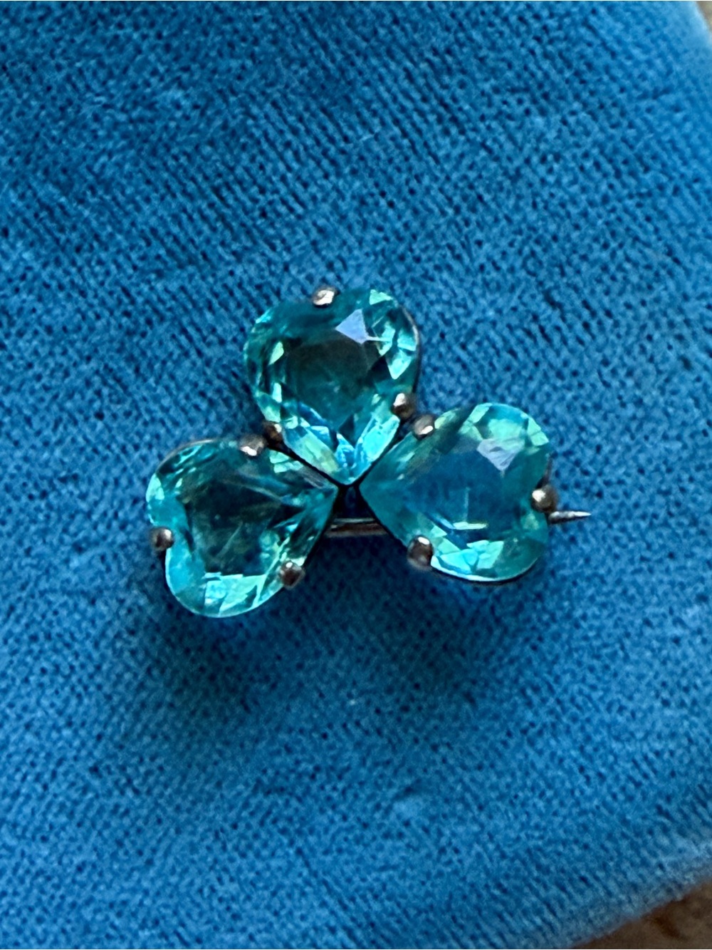 Antique Sterling Silver Glass? Shamrock Small Pin/Brooch - Picture 3 of 11
